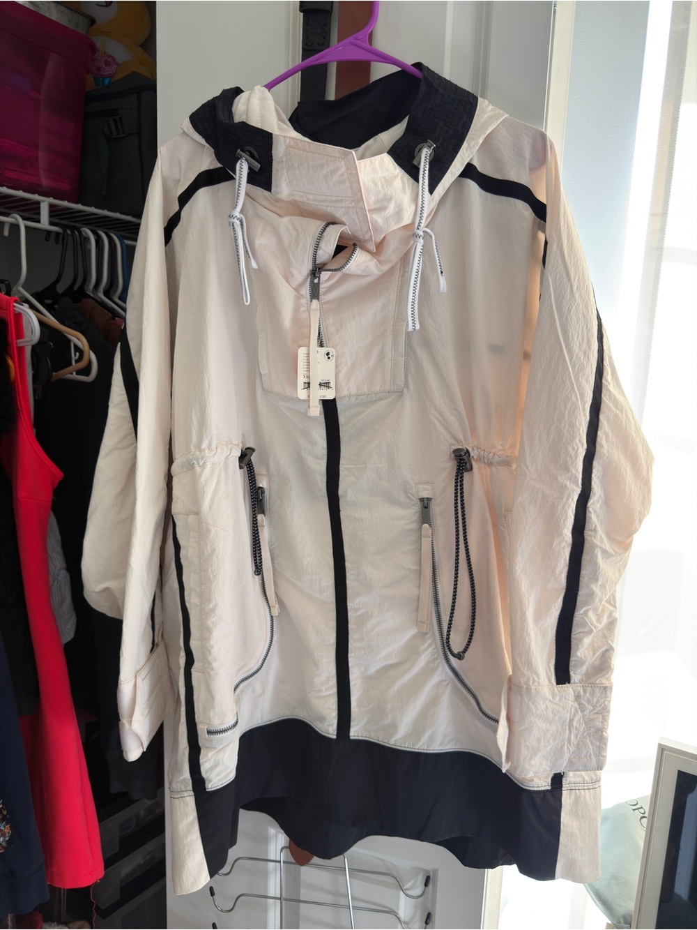 FP Movement Peace Out Backpack Parachute Parka in Off White xs
NWT